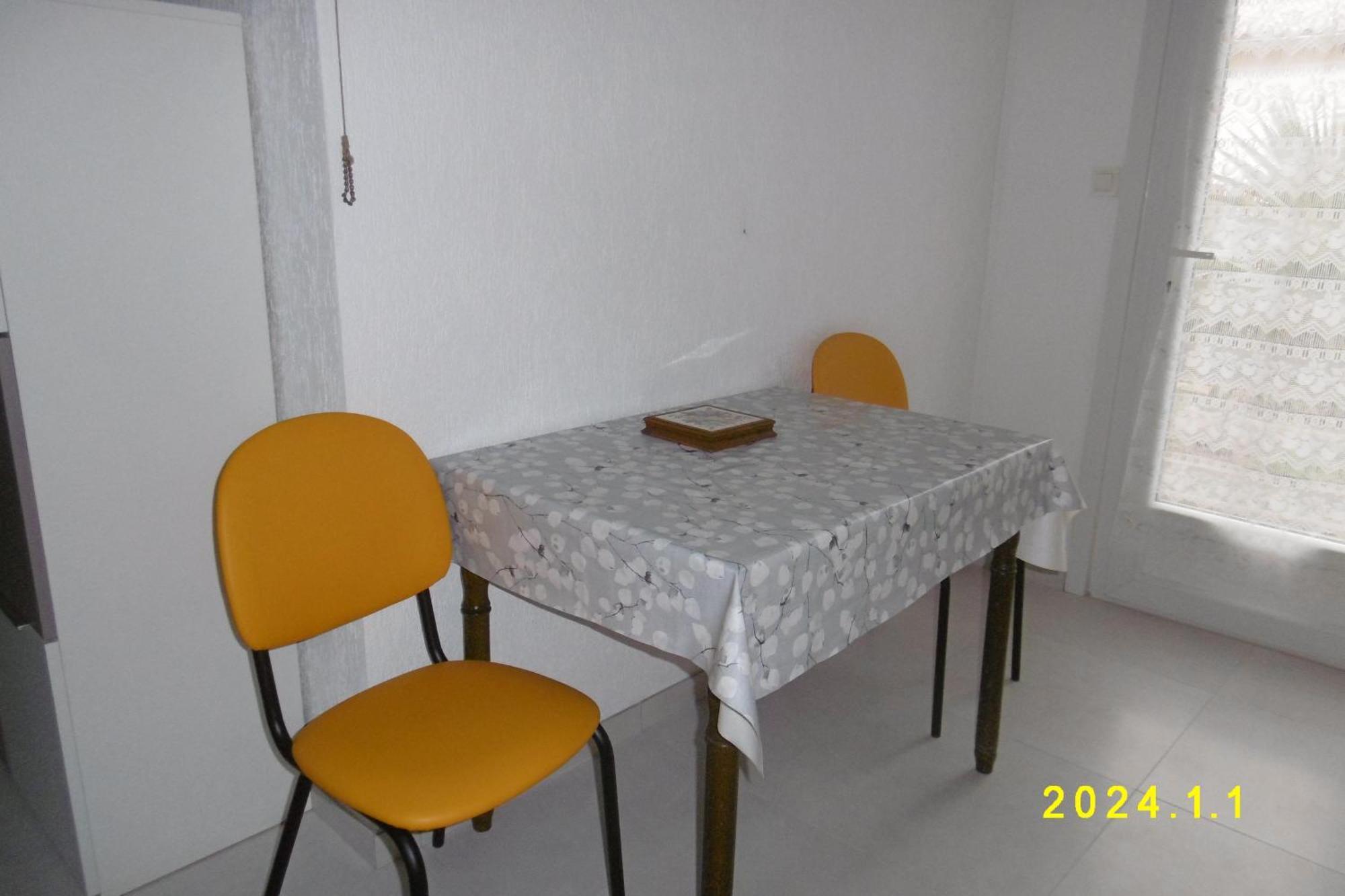 Rez De Chaussee Studio Climatise Dans Villa Aigues-Mortes Exteriér fotografie